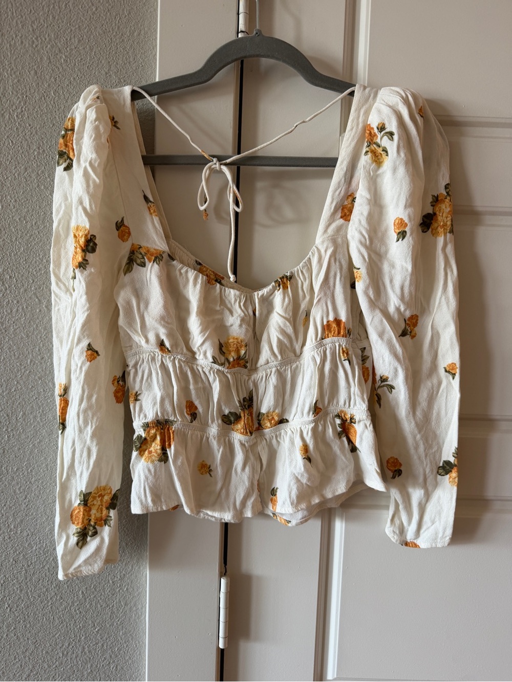 Reformation Plath in Constance Cream Floral Blouse Size Small Sweetheart - Picture 7 of 7